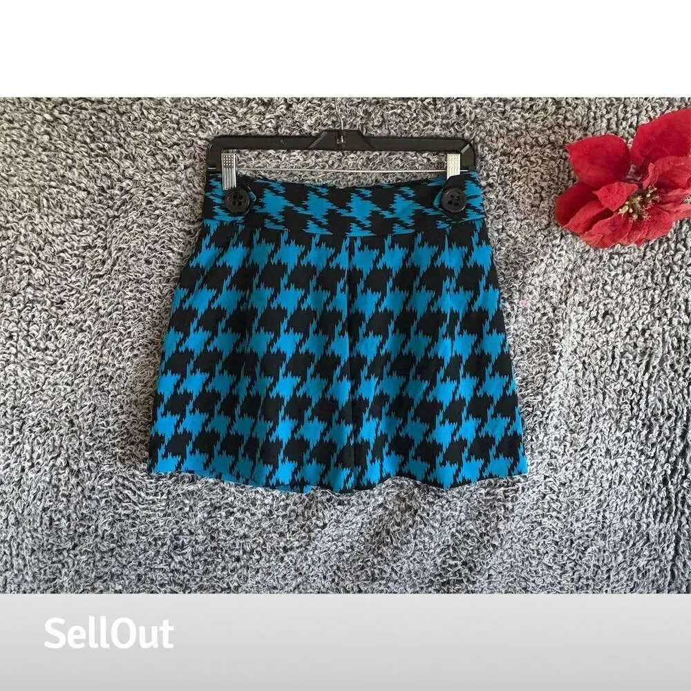 Express Women's Blue Houndstooth Mini Skirt Size 2 Casual